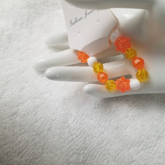 4FOR$25 - Kid's Stretchy Bracelet - Picture 4 of 6